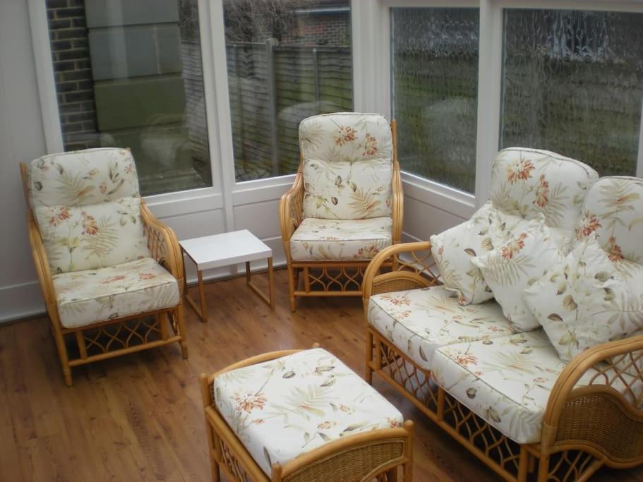 Beautiful Gate House A 4 Minute Walk From Beach Bognor Regis Eksteriør billede